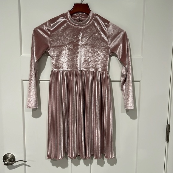 wonder nation Other - Wonder Nation Velour Dress Sz 7/8